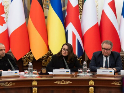 Міністри підробляють вчителюванням: хто з них викладає в KSE та скільки за це отримує