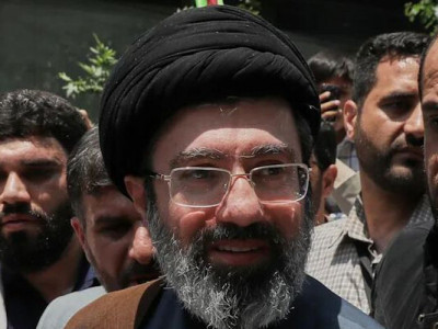 Новообраний лідер Ірану Моджтаба Хаменеї перебуває у непритомному стані — розвідка