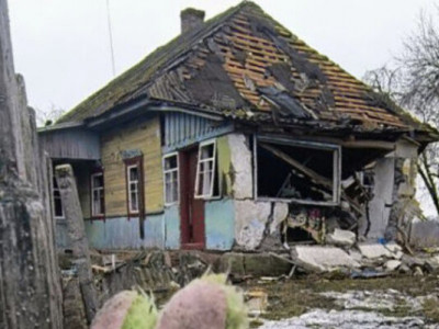 Боялися, щоб не було ще прильоту: «Коли їхала «швидка», тягли матір городами»