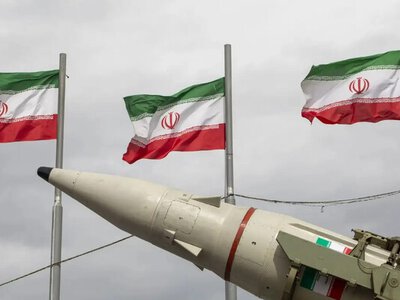 Іран заявив про історичну перемогу над США та відкрив Ормузьку протоку: що каже Трамп