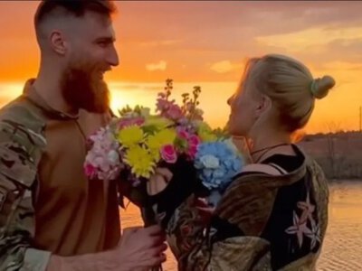 Лише три місяці - і так: відомий поет та військовий Павло Вишебаба освідчився коханій