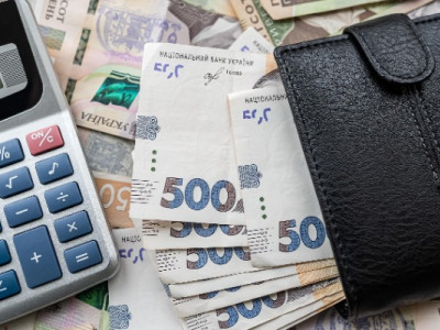 Податок на OLX, Uber і Airbnb: що змінить для українців цей законопроєкт