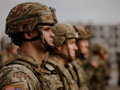 США запроваджують автоматичну реєстрацію чоловіків для призову до армії