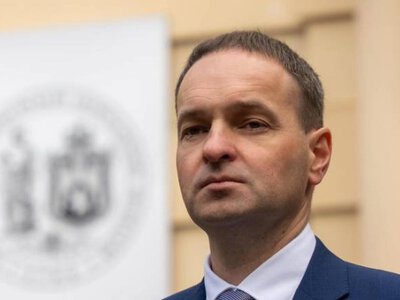 Зарплати ректорів топ-вишів: хто заробив найбільше