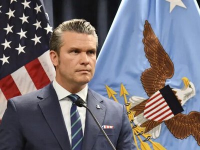 Оборонно-промислову базу Ірану «повністю» знищено, заявив Хегсет