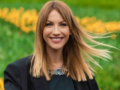 Леся Нікітюк вразила мережу великодньою вишитою сукнею за 15 тисяч грн. Фото