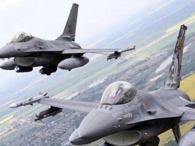 Польські F-16 перехопили літак-розвідник Іл-20 над Балтійським морем