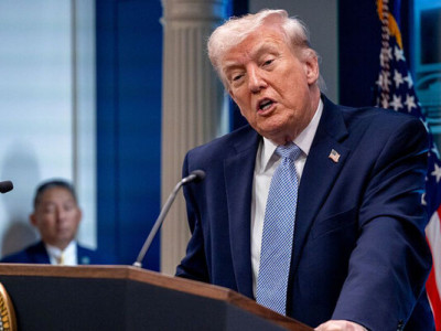 Краще цього не робити: Трамп вимагає від Ірану не стягувати плату з танкерів за проходження через Ормузьку протоку