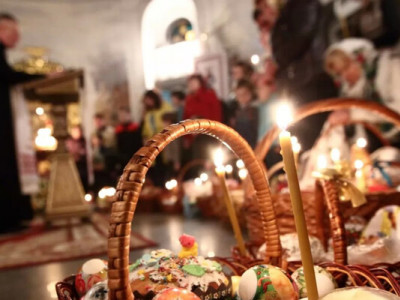 Чому на Рівненському Поліссі несли паску до сонця і вмивалися водою з яйцями