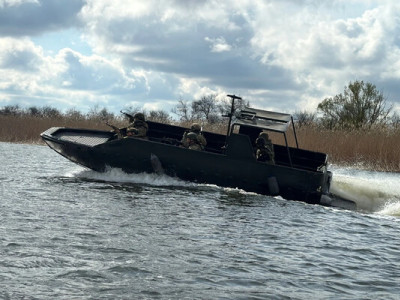  На воді нікуди сховатися. Як морпіхи евакуюють поранених з лівого берега Дніпра 