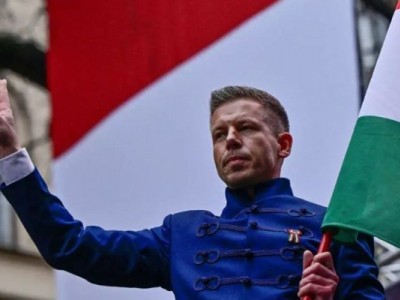 Зеленський і Сибіга привітали Мадяра і угорців з перемогою