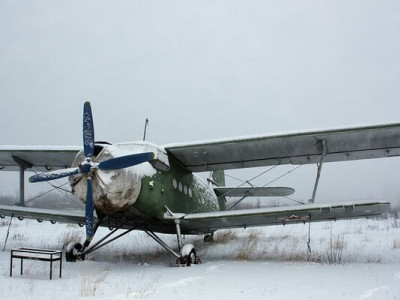 Росія повертається до літаків часів Другої світової війни після того, як не змогла побудувати новий літак