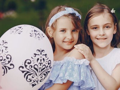 Танці з бубном, кілька костюмів, ресторан. Де брати стільки грошей? Мама української школярки поділилася криком душі через випускний у 4 класі