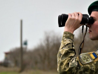 Прикордонники відмовили у виїзді за кордон батькові трьох дітей, він подався до суду: чим все скінчилось