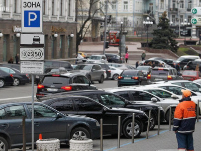 Паркування по-новому: Київ готує тарифну реформу та рекордні знижки для містян