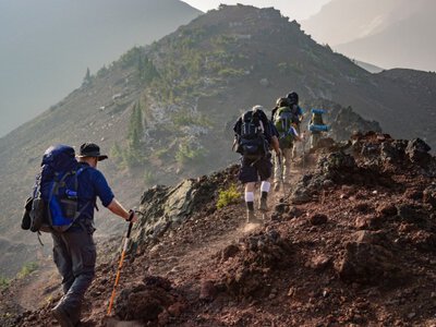 Піші маршрути Львівщини: легкі прогулянки, джерела води та вершини