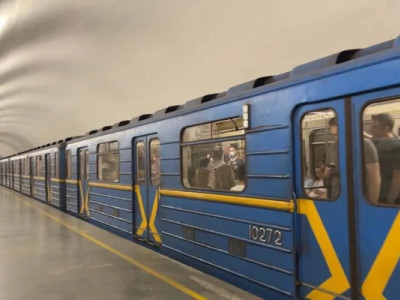 Сезон дач: у метро Києва нагадали правила перевезення саджанців