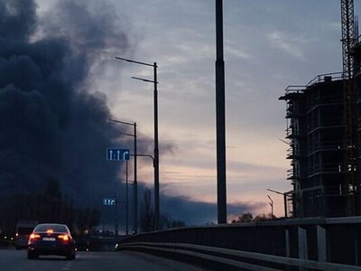 У Києві після російської атаки піднявся чорний дим: кількість жертв зросла. Фото і відео