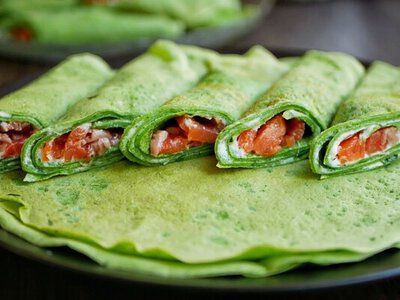 Приготуйте зелені млинці зі щавлем — яскравий весняний сніданок квітня