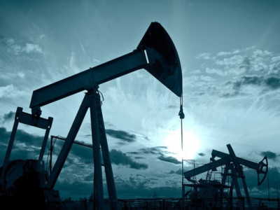 Ціни на нафту впали нижче $100 на тлі очікувань угоди між США та Іраном