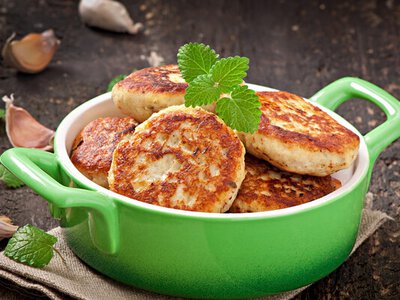 Секрет соковитих рибних котлет із зеленню та лаймом