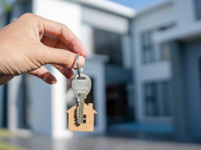 Фатальна літера: як через помилку 30-річної давнини чоловік ледь не втратив права на квартиру