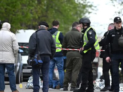 Зеленський заявив, що слідчі перевіряють кілька версій мотивів стрільця в Києві