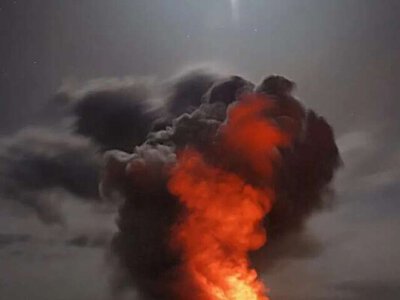 Потужні вибухи в Росії: дрони атакували порт у Єйську, пожежі фіксували в кількох містах