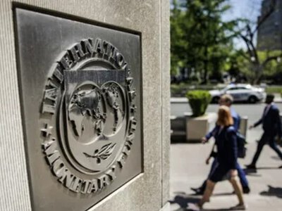 Зарплати й виплати українців під загрозою: що буде влітку