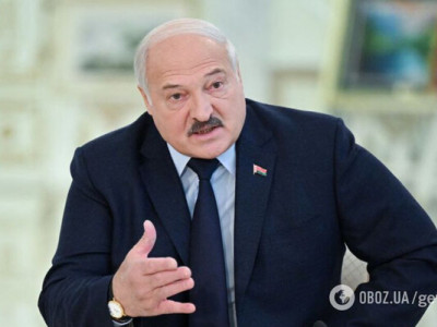 Лукашенко: три натяки в єдиному напрямку: перекладаю з диктаторської