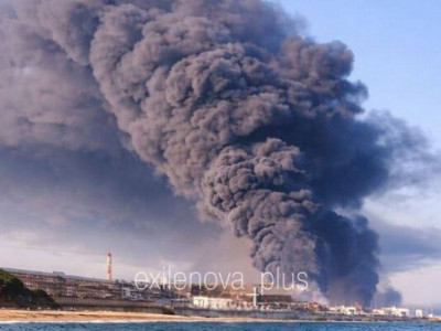 У порту Туапсе повторно пролунали вибухи в ніч на 20 квітня 2026 — відео