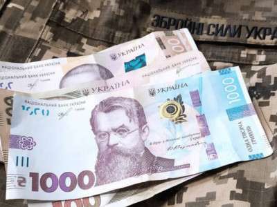 Шахраї спекулюють на темі полону: як виманюють гроші у родичів військових