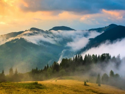 Найвищі вершини Карпат: 10 гір, які варто підкорити