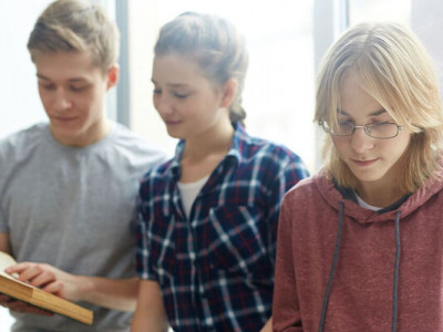 Уроки починаються о 7:00, фастфуд і важко знайти друзів: дівчинка з України назвала мінуси американських шкіл