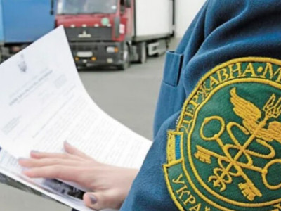 Високопосадовця Львівської митниці відсторонили від роботи після журналістського розслідування