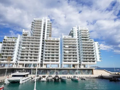 21 кімната та 5 поверхів: Ахметов шокував покупкою квартири в Монако за $554 млн