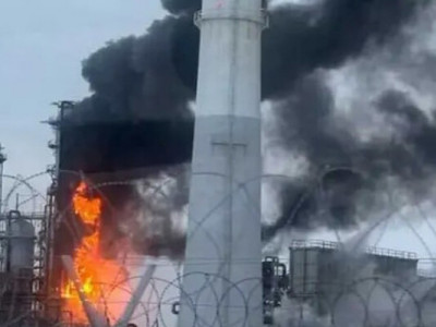 На росії зупинив роботу третій за тиждень НПЗ після атаки українських дронів