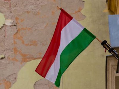 Новий уряд Угорщини обіцяє відкрити архіви таємної поліції комуністичної епохи