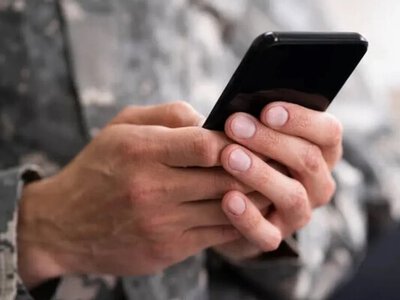Чому у мобілізованих забирають телефони: пояснення ТЦК 