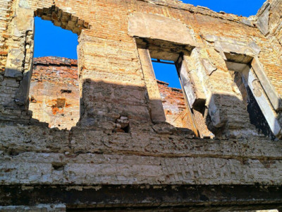 У центрі Маріуполя окупанти знесли будівлю біля найстарішого кінотеатру «Перемога»