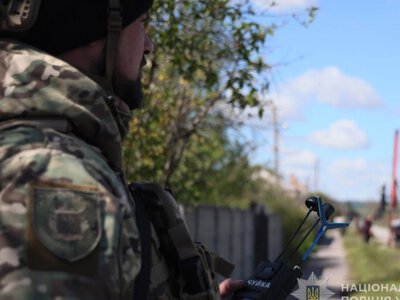 Поліція полює на ворожі дрони: як правоохоронці працюють у небезпечній громаді Запорізького району (відео, фото)