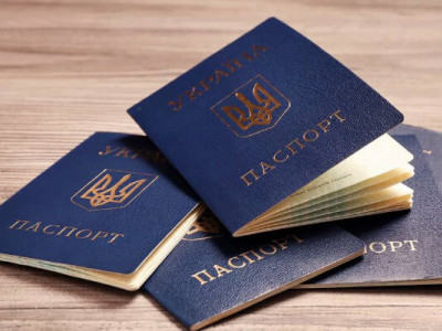 Кому радять замінити паспорт у 2026 році, щоб не було нюансів у банках 