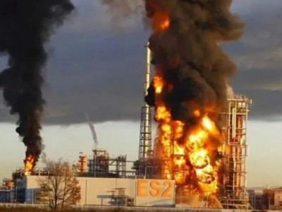 Путін лютує: удари по НПЗ обвалили нафтопереробку рф до мінімуму за 16 років
