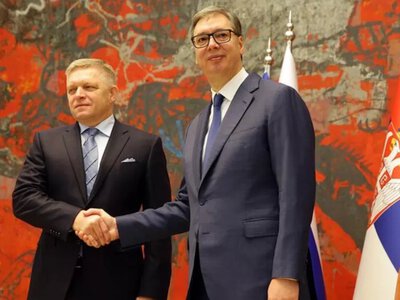 Єврокомісія порадила Фіцо та Вучичу їхати у Київ, а не в Москву