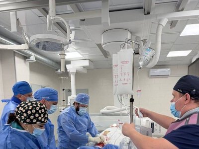 У Чернівцях вперше провели унікальну операцію з нейтралізації аневризми мозку