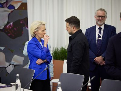 Урсула фон дер Ляєн обговорила з українськими представниками графік першого траншу європейського пакету підтримки