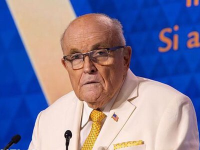Джуліані у критичному стані: ексмер Нью-Йорка госпіталізований