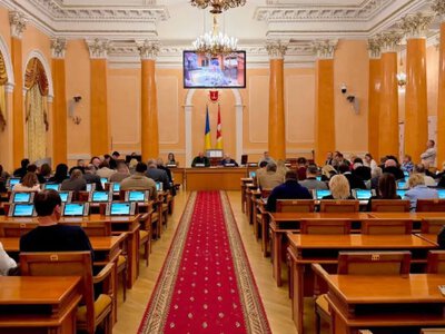 Пошкоджене житло, укриття та «єВідновлення»: що обговорили на апаратній нараді в Одесі