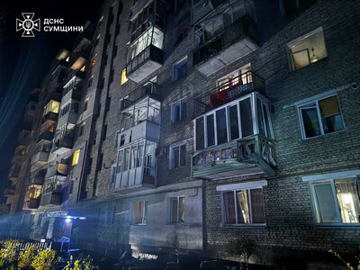 Росіяни завдали авіаудару по Шостці: пошкоджена міськрада та будинки, троє поранених