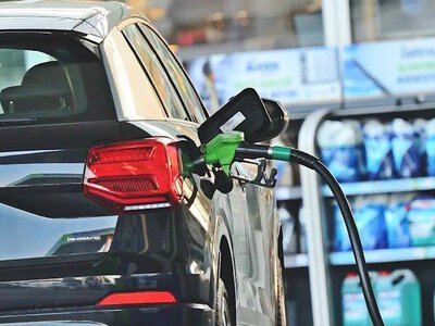 В Україні знову зросли ціни на бензин і дизель